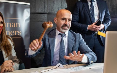 悉尼拍卖会注册人数翻倍，居家令将推高价格