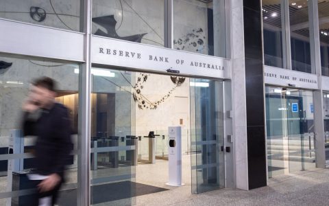 RBA在墨尔本杯日加息以抑制通胀，所有赌注都已取消