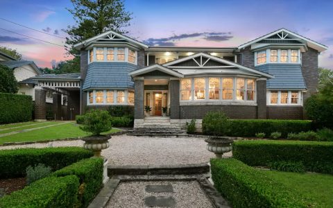 房价从下跌中反弹的顶级Suburbs